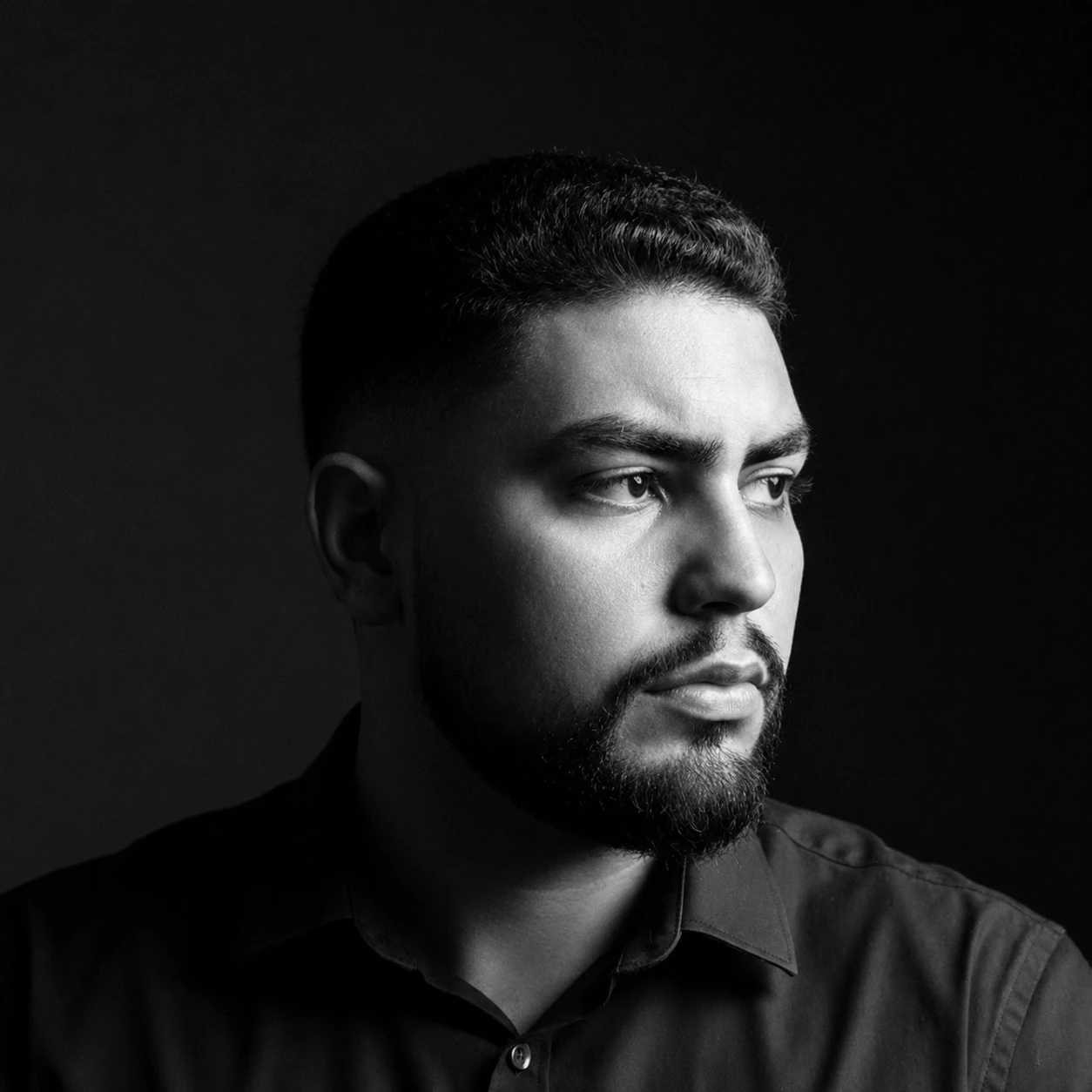 Gabriel Ribeiro, fundador da Atlas, em retrato preto e branco